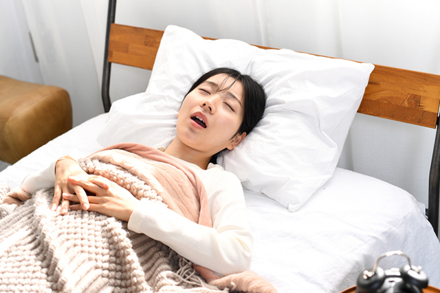 睡眠の質と口臭悪化との相関要因