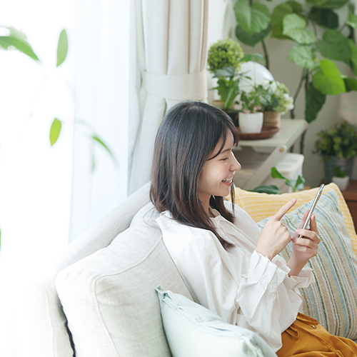 部屋や手元を明るくする