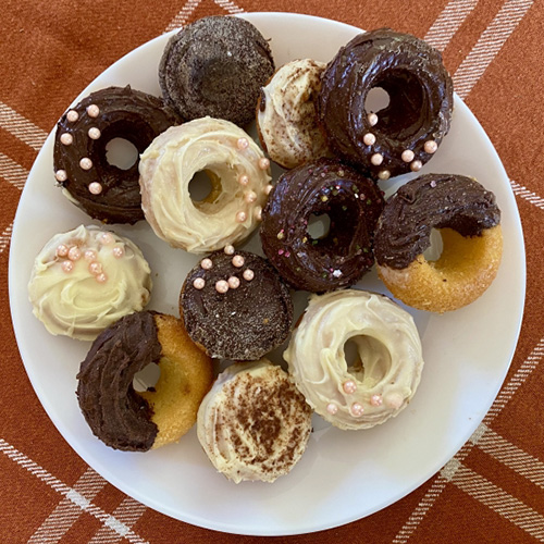 ドーナツなど甘い菓子パン