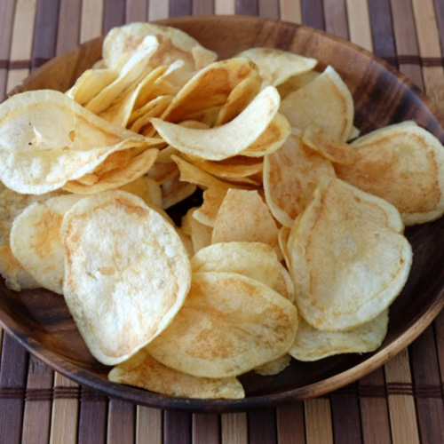 ポテチなどのスナック類