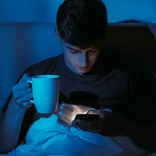 寝る前カフェイン＆スマホ