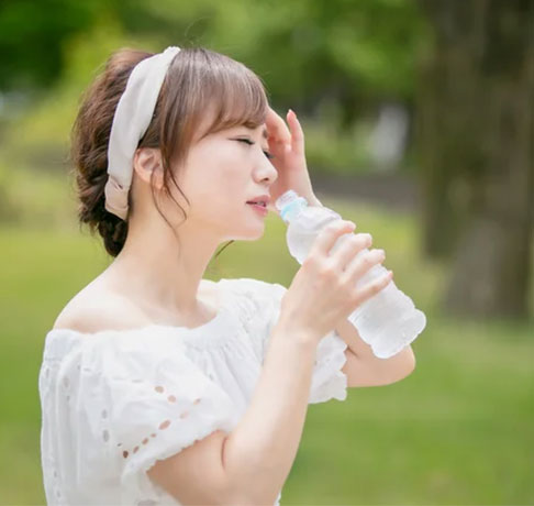 夏場の胃もたれは胃腸バテ!胃の不調を感じた時の回復レシピ